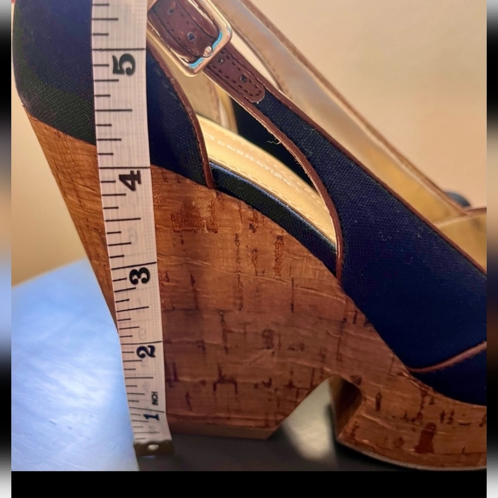 BCBG denim wedge sandal - Picture 3 of 5